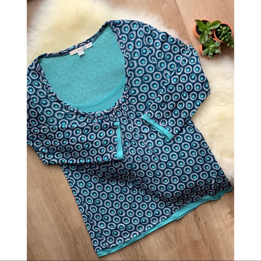 🌈Boden • Printed Blue Quarter Sleeve Top